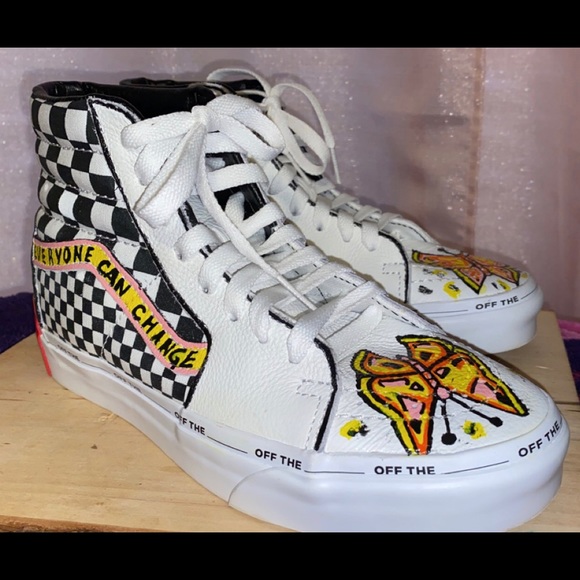 Custom Vans - Picture 2 of 10
